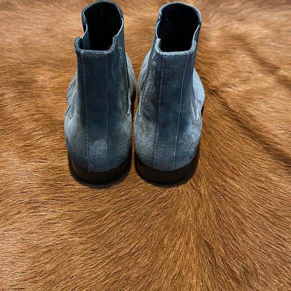 Express Gray Suede Chelsea Boot - Picture 3 of 5